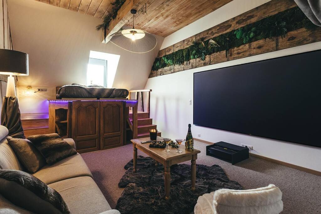 Le Duplex De L'Etoile Home Cinema Jacuzzi Et Sauna Privatif Longmesnil Esterno foto